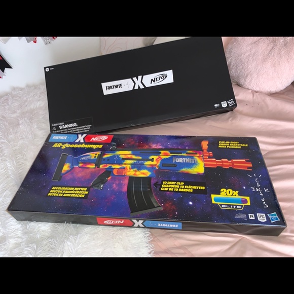 Travis Scott x Fortnite nerf gun - Picture 3 of 6